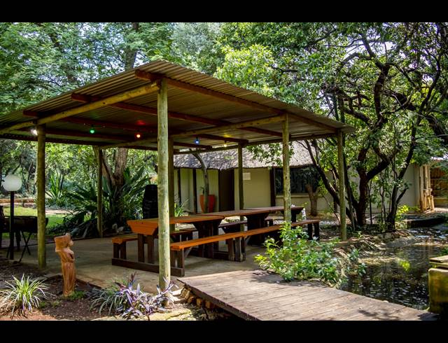 M² LODGE FOR SALE IN ZANDFONTEIN AH